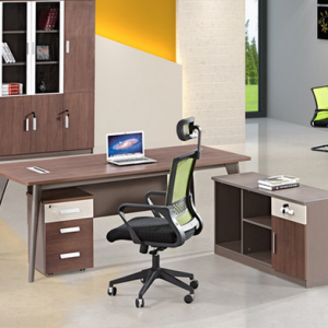 Preorder-Desk and chair combination