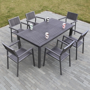 Preorder-outdoor table+chairs 