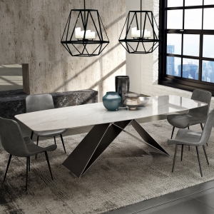 Preorder-dining table